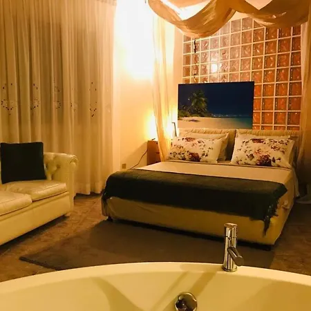 Love hotel La Maison Andrea'S